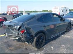 تۆیۆتا کامری